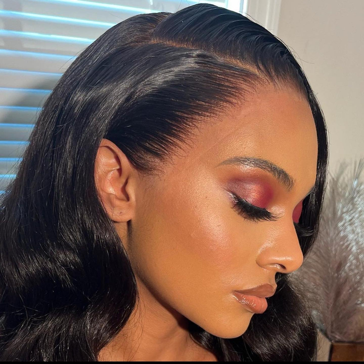 HD Lace Wigs vs. Transparent Lace Wigs: How to Achieve a Seamless Look